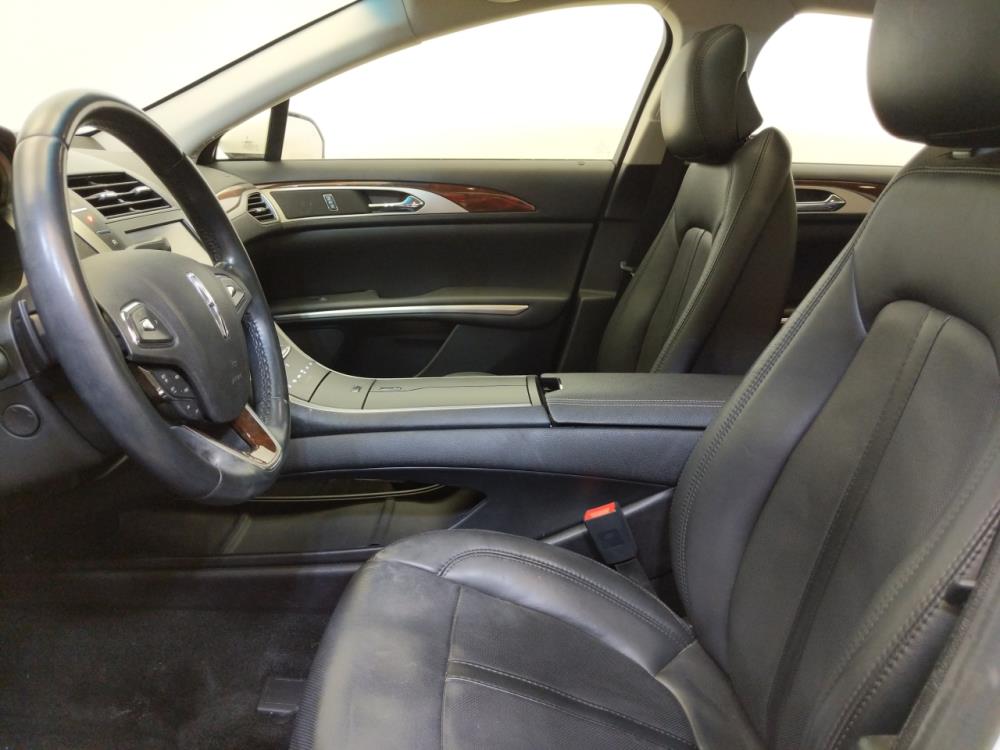 2015 Lincoln MKZ - Driver Front Seat