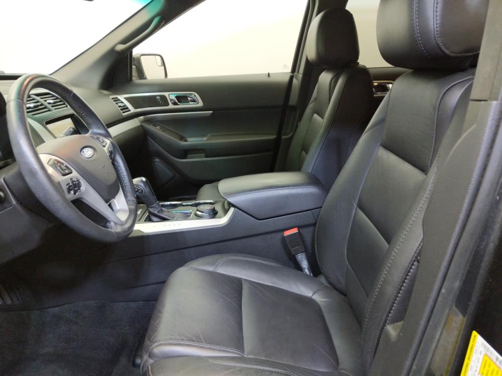 2015 Ford Explorer - Driver Front Seat