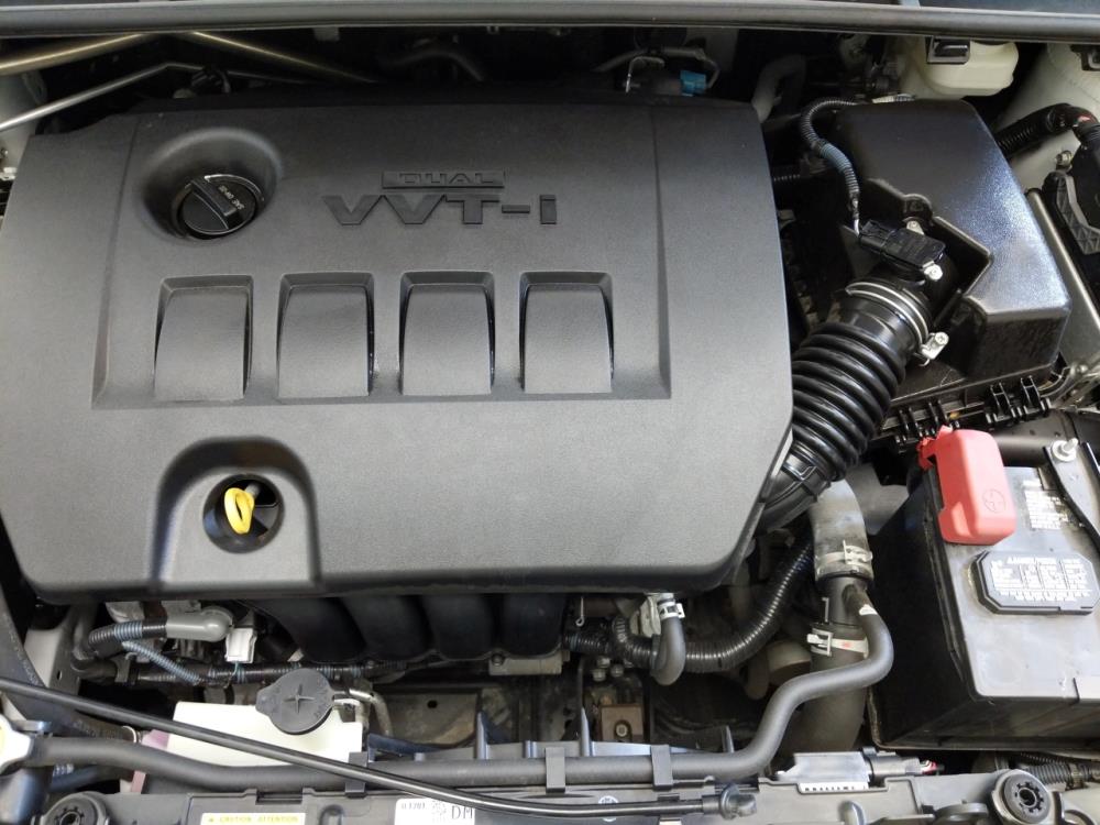 2016 Toyota Corolla - Engine