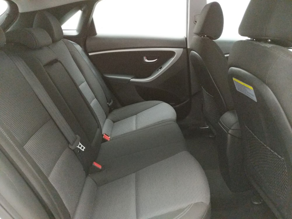 2017 Hyundai Elantra - Passenger Rear Seat