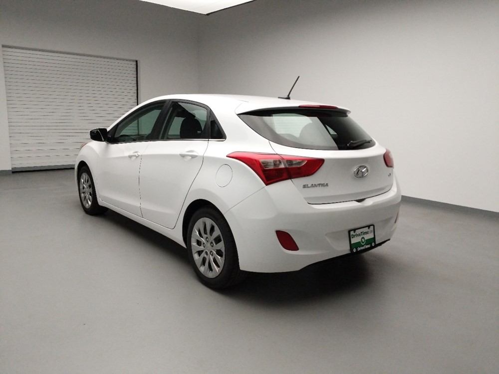 2017 Hyundai Elantra - Driver Rear Bumper