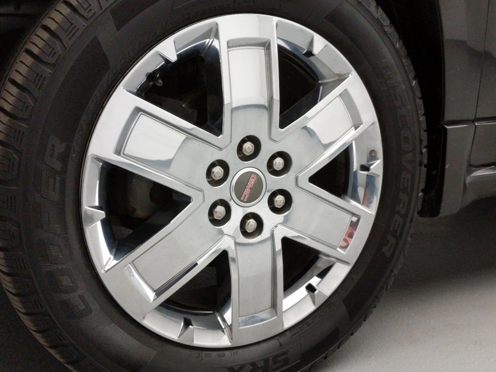 2013 GMC Acadia - Wheel