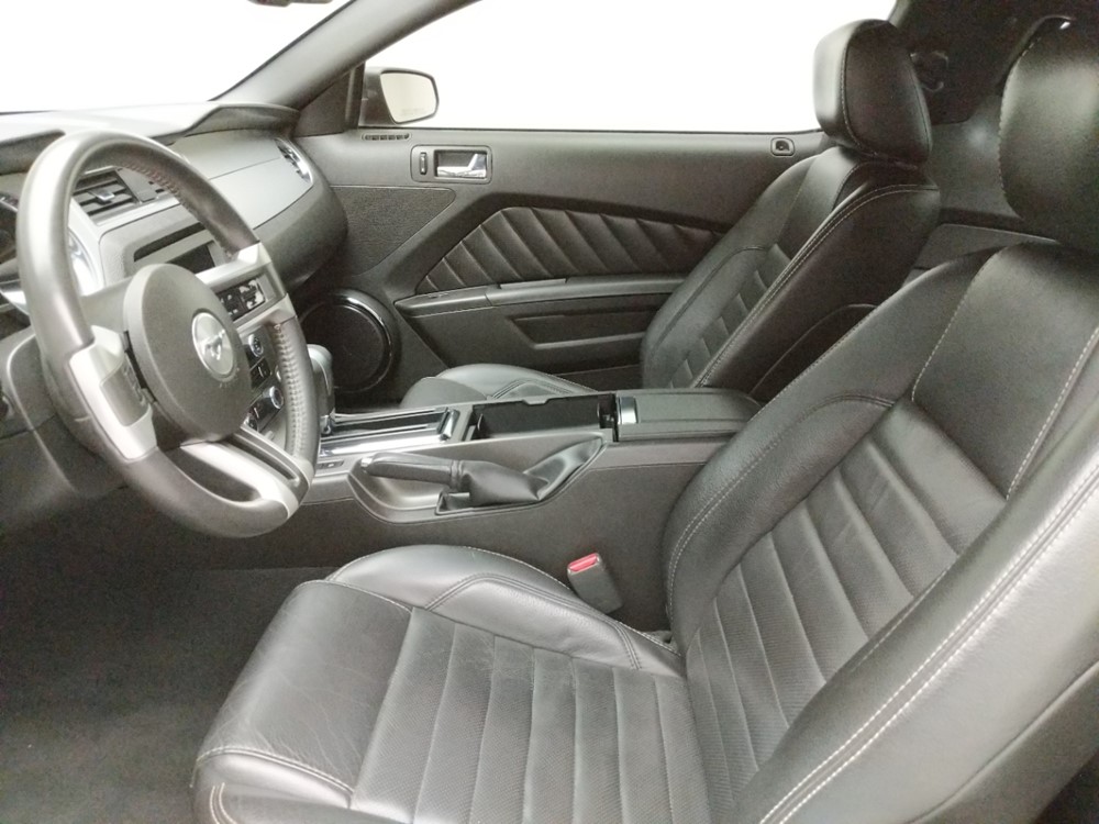 2010 Ford Mustang - Driver Front Seat
