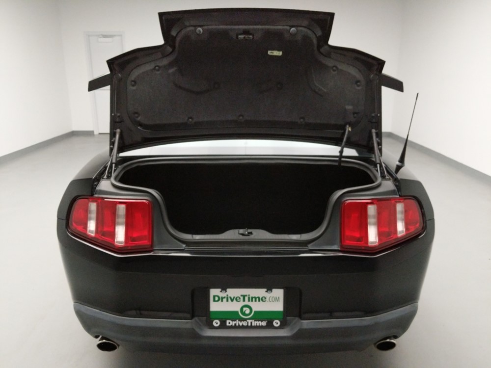 2010 Ford Mustang - Trunk