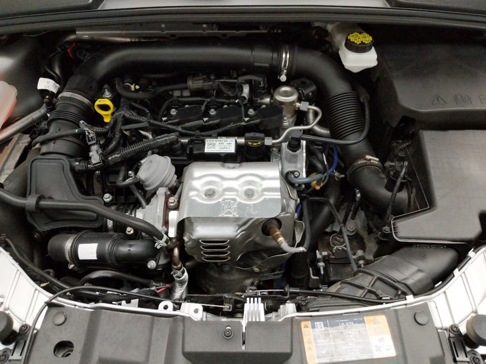 2017 Ford Focus - Engine