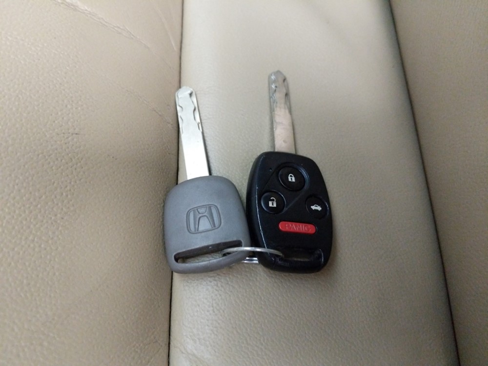 2010 Honda Accord - Keys