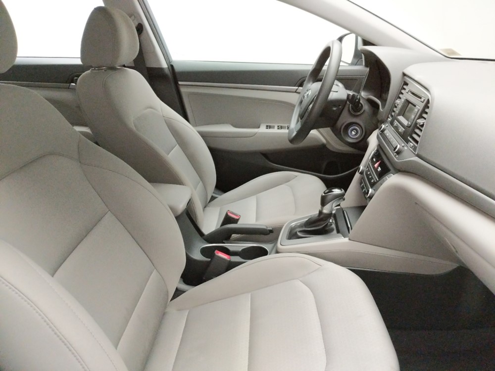 2017 Hyundai Elantra - Passenger Front Seat
