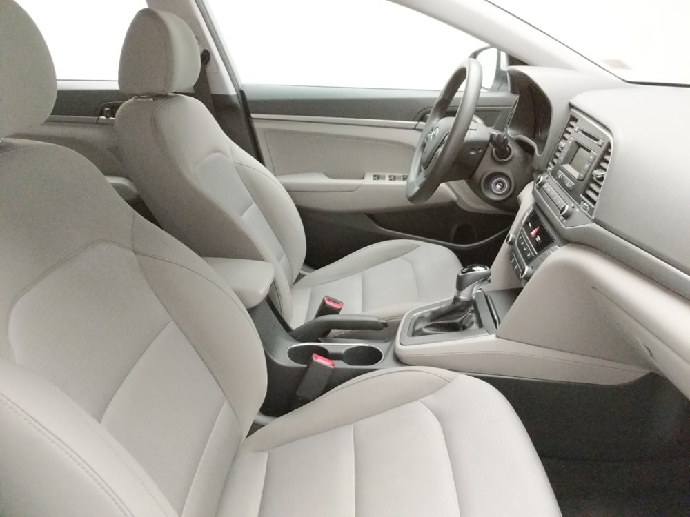 2017 Hyundai Elantra - Passenger Front Seat