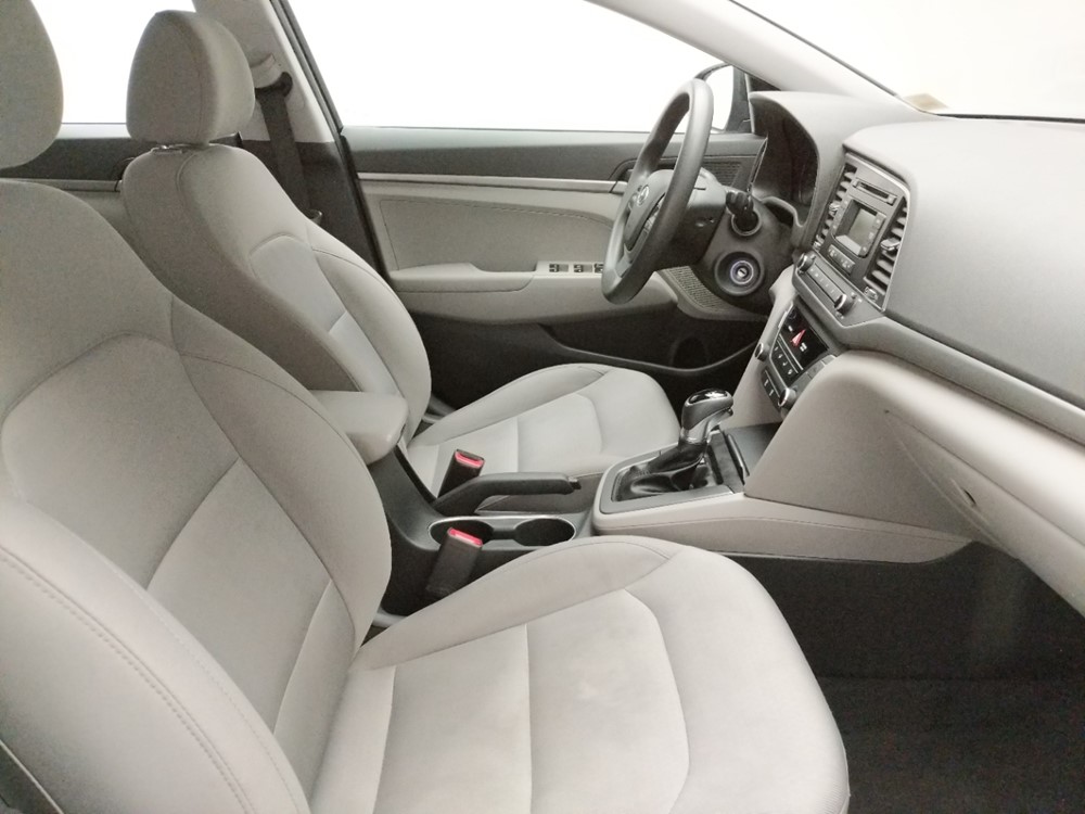 2017 Hyundai Elantra - Passenger Front Seat