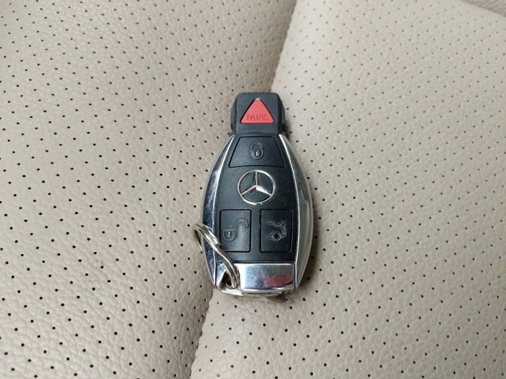 2014 Mercedes-Benz C300 - Keys