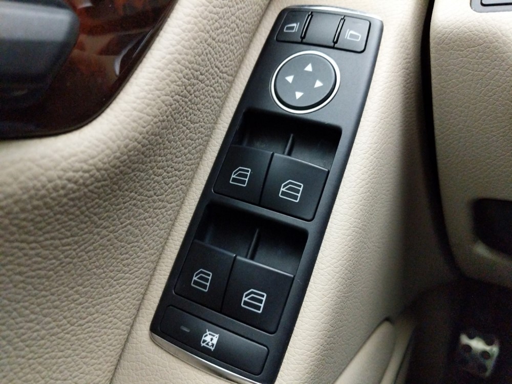 2014 Mercedes-Benz C300 - Driver Power Windows/Lock Control