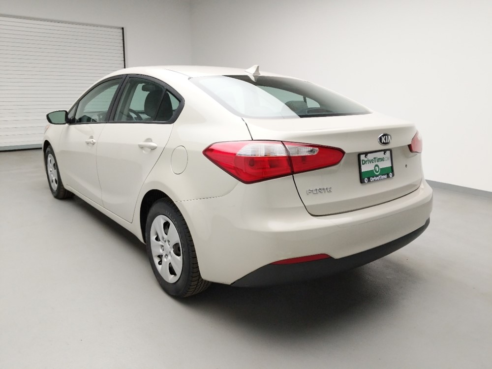 2015 Kia Forte - Driver Rear Bumper