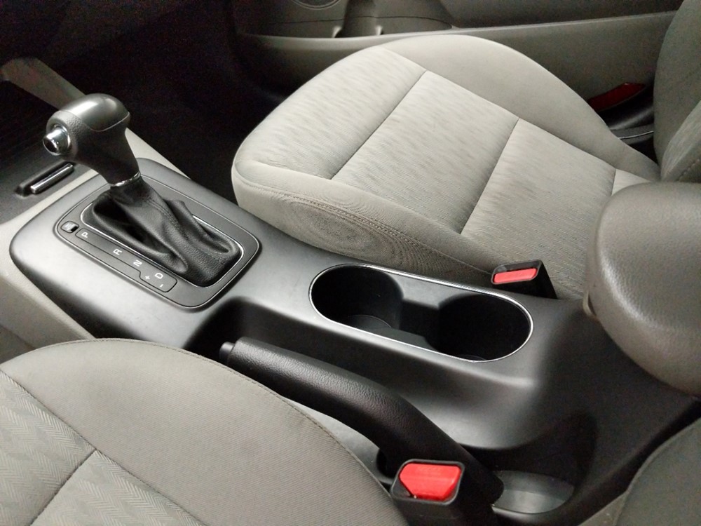 2015 Kia Forte - Center Console/Cup Holders