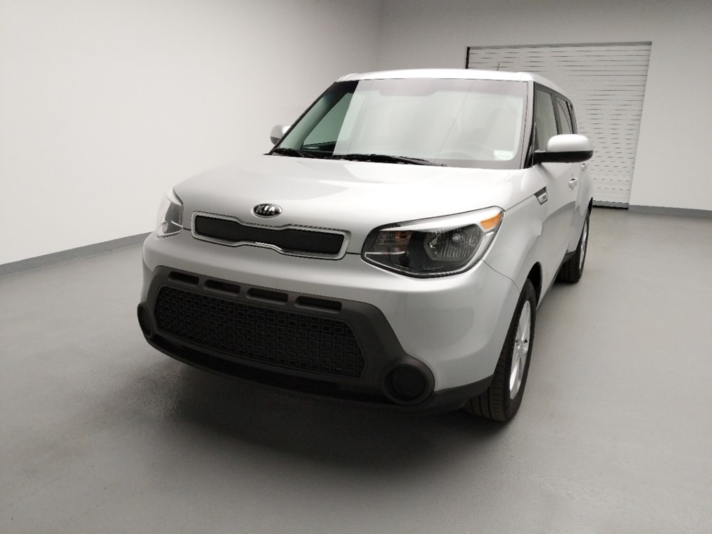 2016 Kia Soul - Driver Front Hood