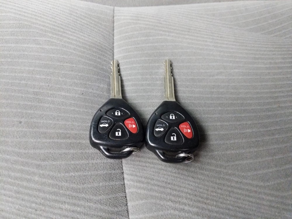 2012 Toyota Corolla - Keys