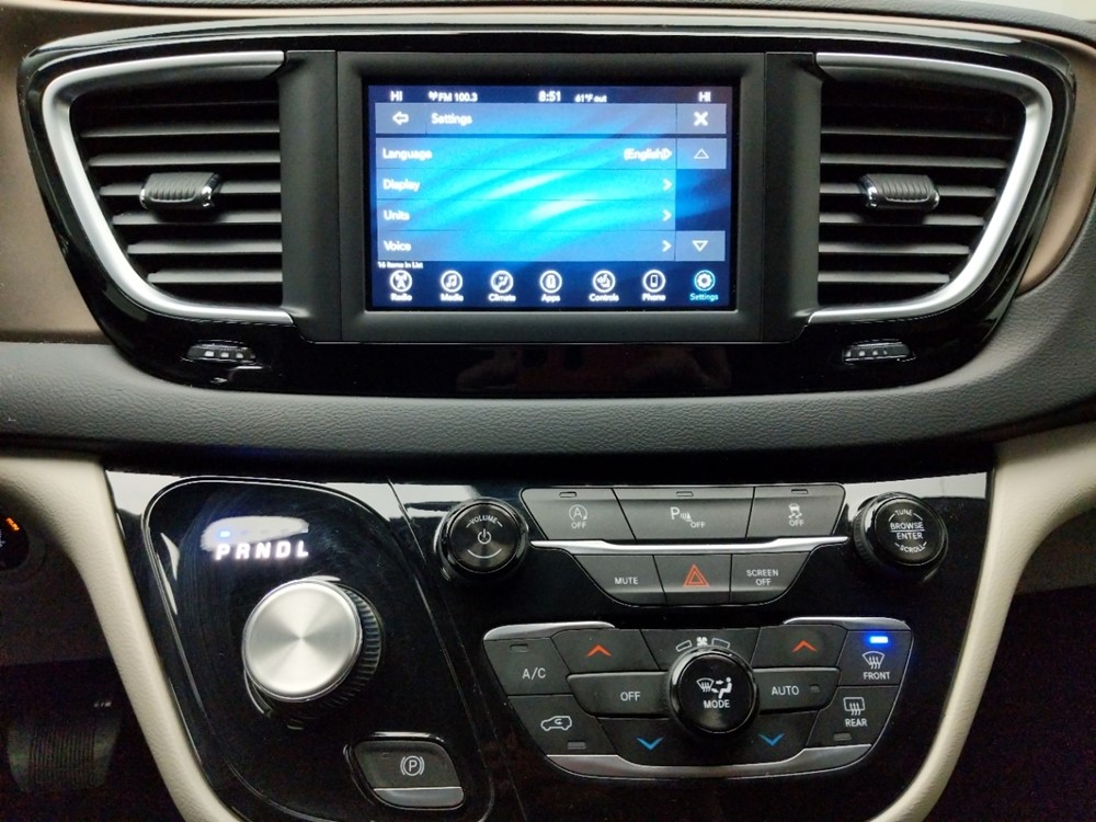 2018 Chrysler Pacifica - Stereo Package