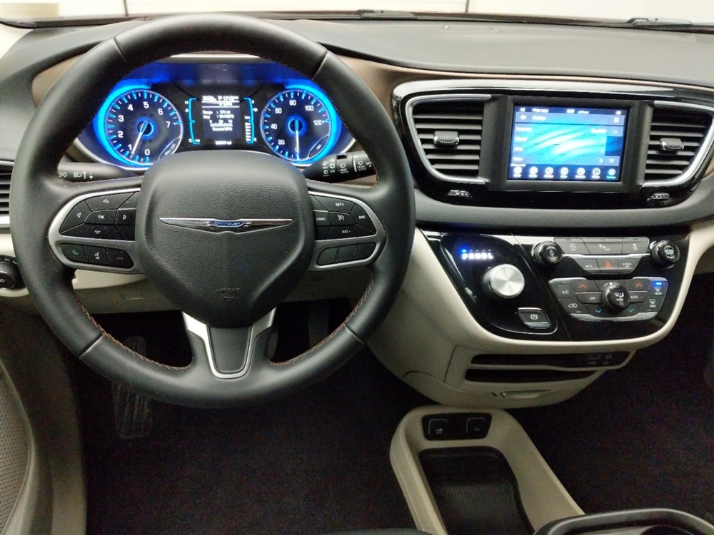 2018 Chrysler Pacifica - Driver Dash