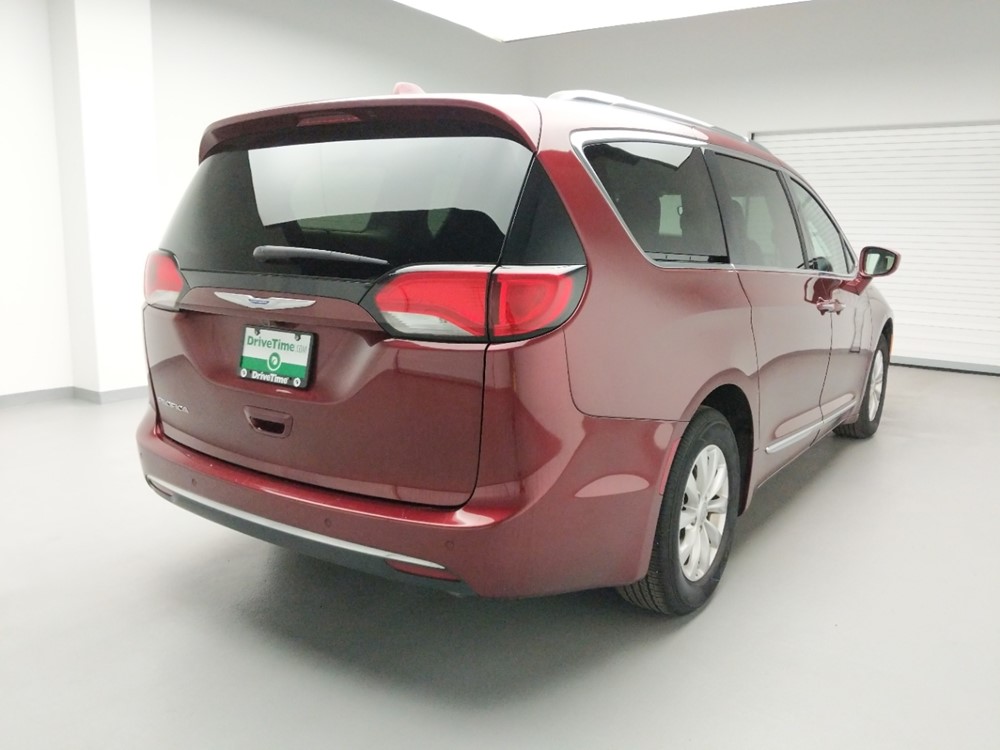 2018 Chrysler Pacifica - Passenger Rear Bumper