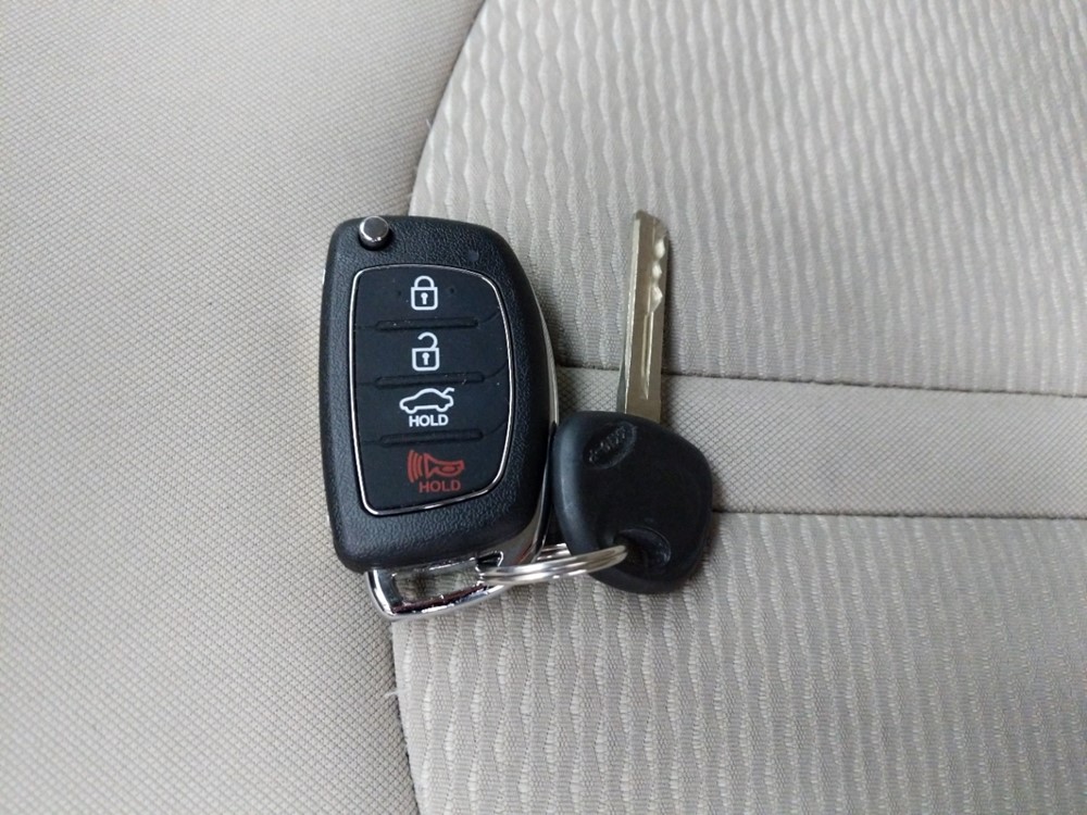 2016 Hyundai Sonata - Keys