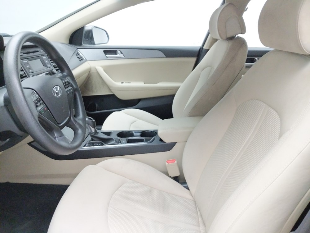 2016 Hyundai Sonata - Driver Front Seat
