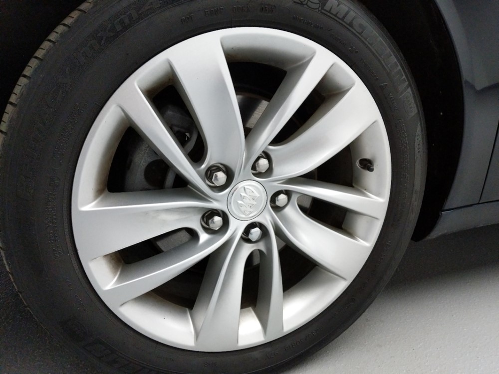 2016 Buick Regal - Wheel