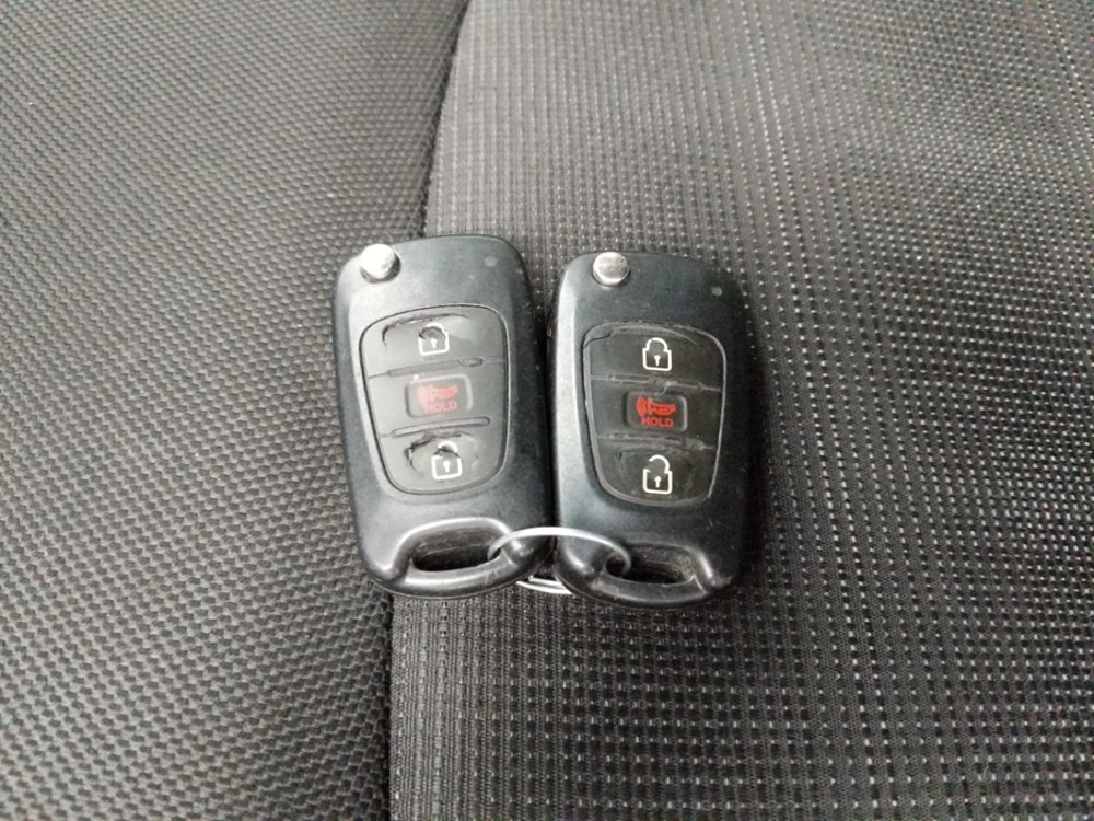 2012 Kia Sportage - Keys