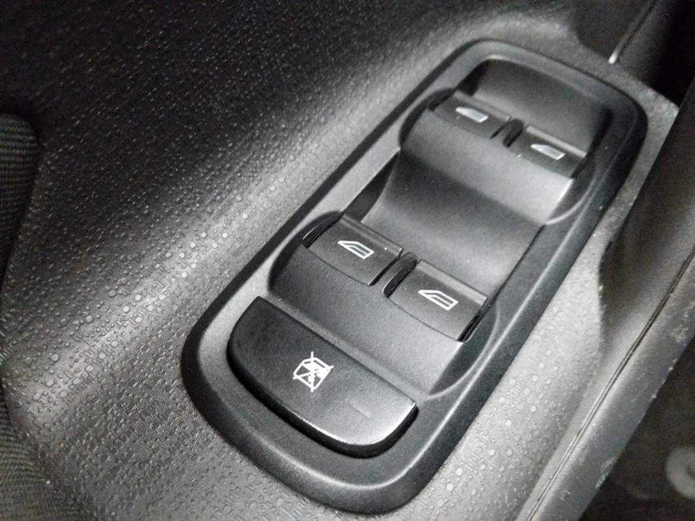 2017 Ford Fiesta - Driver Power Windows/Lock Control
