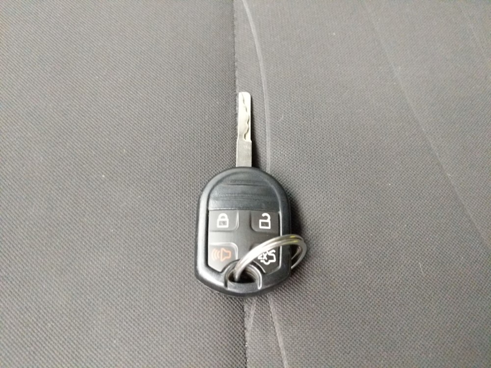 2017 Ford Fiesta - Keys