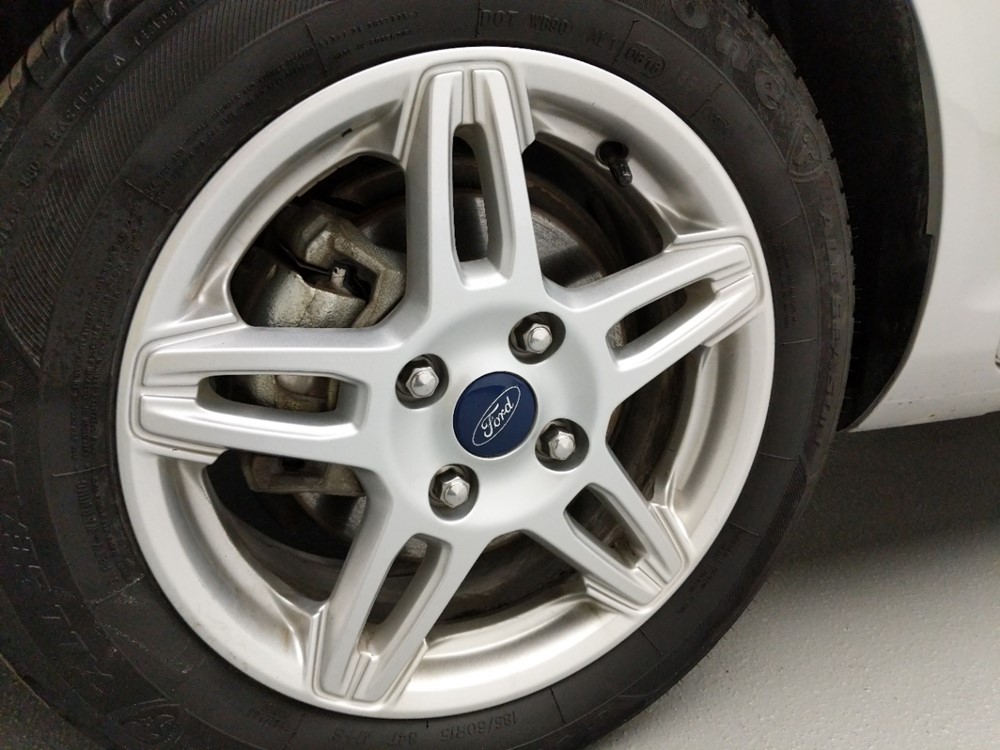 2017 Ford Fiesta - Wheel