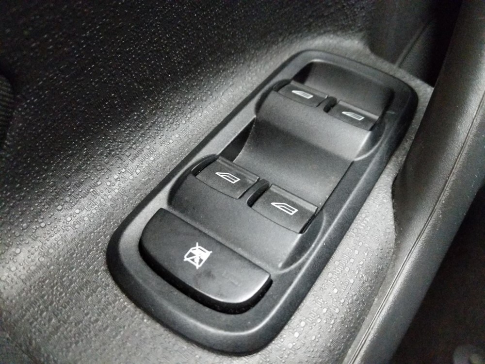2017 Ford Fiesta - Driver Power Windows/Lock Control