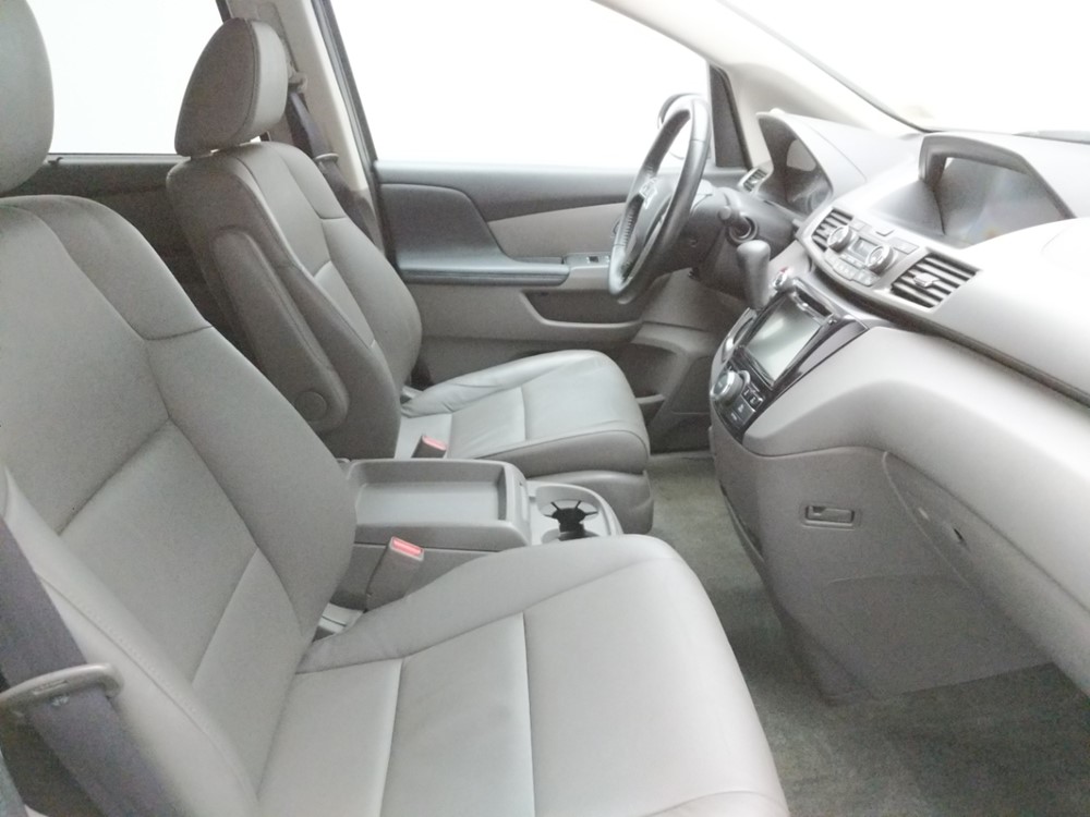 2016 Honda Odyssey - Passenger Front Seat