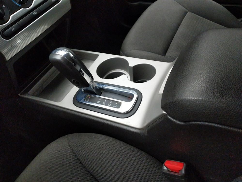 2010 Ford Edge - Center Console/Cup Holders