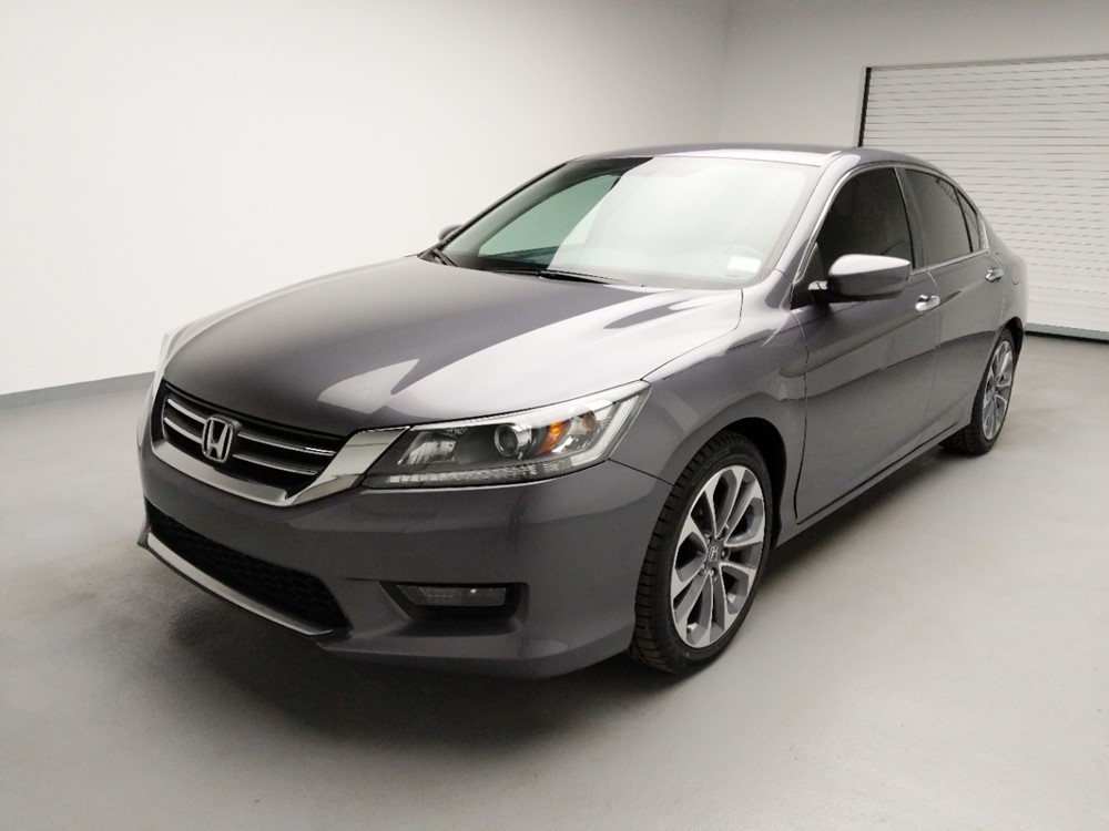 2014 Honda Accord - Driver Front Bumper