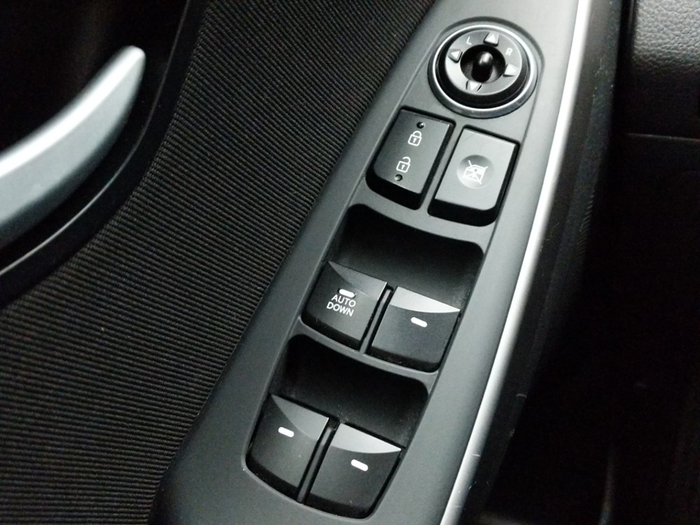 2017 Hyundai Elantra - Driver Power Windows/Lock Control