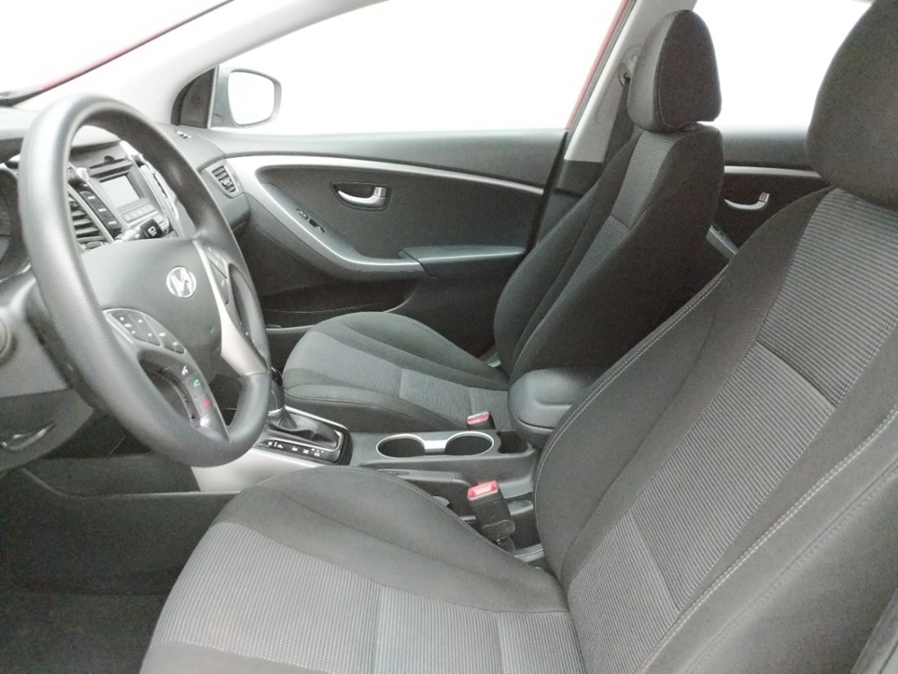 2017 Hyundai Elantra - Driver Front Seat