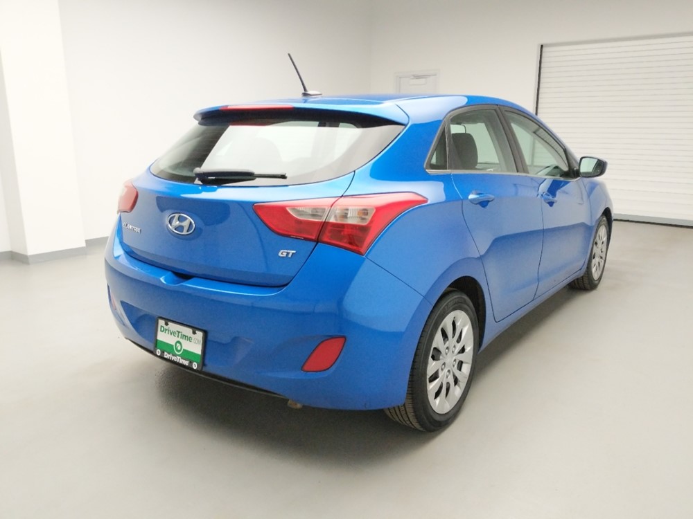 2017 Hyundai Elantra - Passenger Rear Bumper