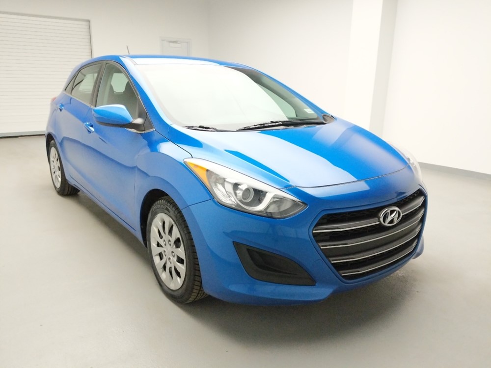 2017 Hyundai Elantra - Passenger Front Bumper