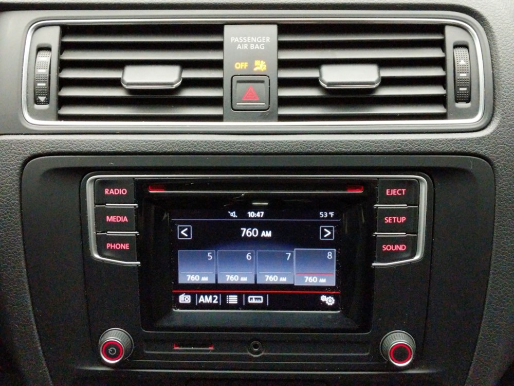 2017 Volkswagen Jetta - Stereo Package