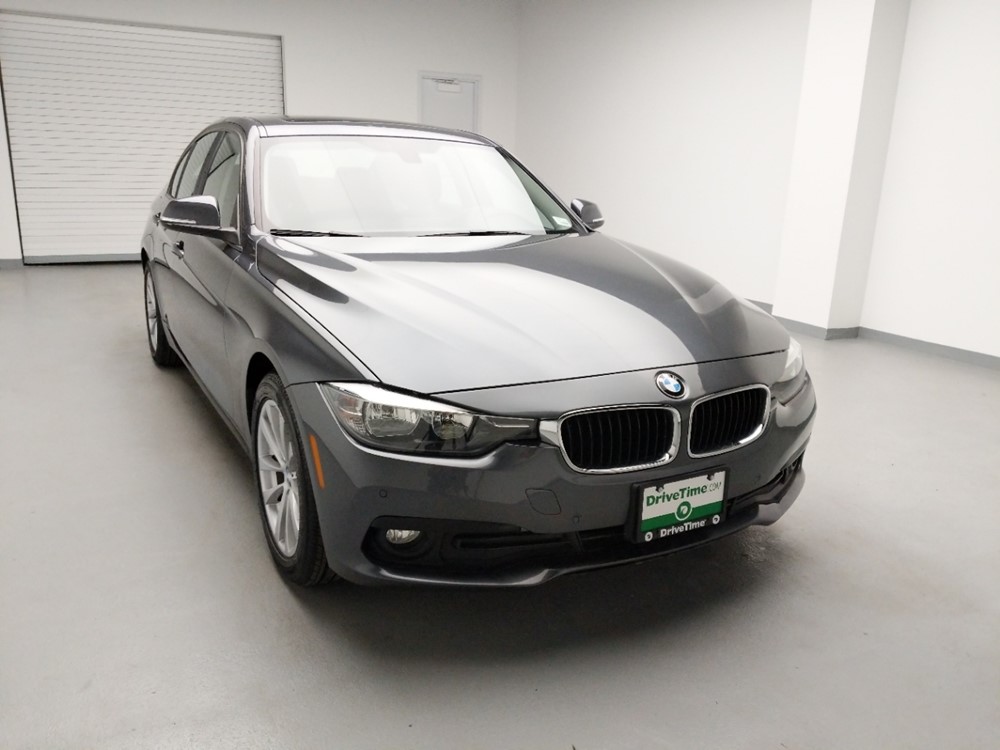 2016 BMW 320i - Passenger Front Hood