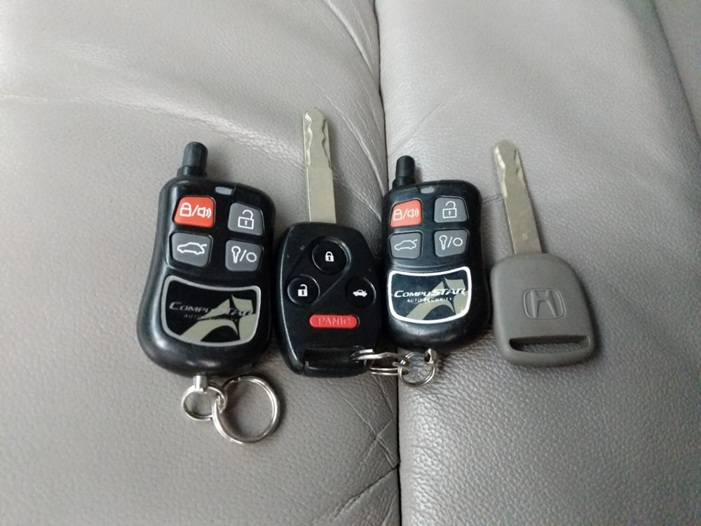 2011 Honda Accord - Keys