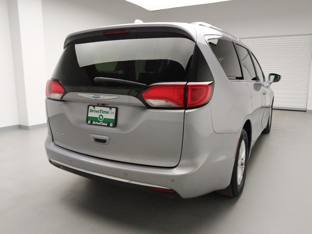 2018 Chrysler Pacifica - Passenger Rear Trunk