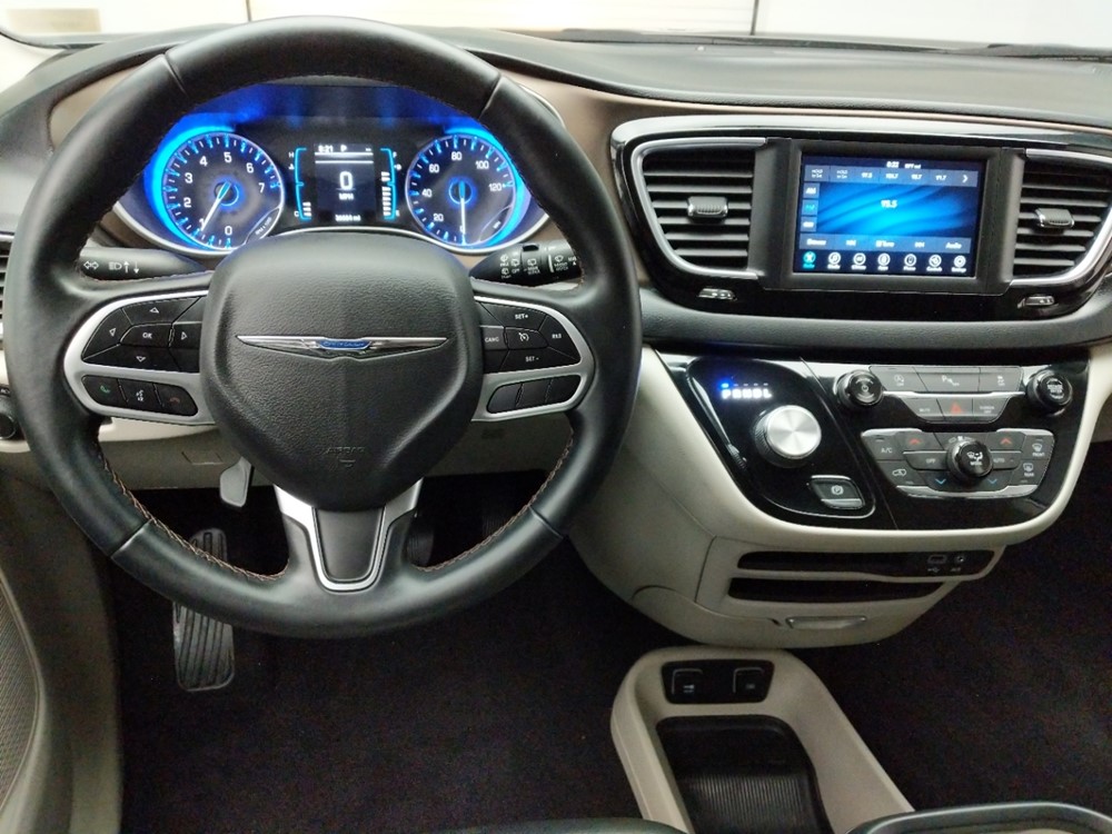 2018 Chrysler Pacifica - Driver Dash