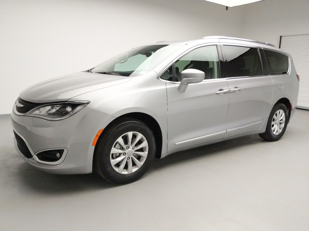2018 Chrysler Pacifica - Driver Front Side