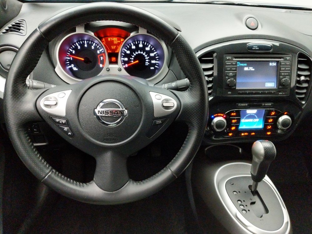 2012 Nissan JUKE - Driver Dash