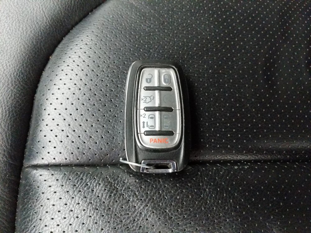 2018 Chrysler Pacifica - Keys