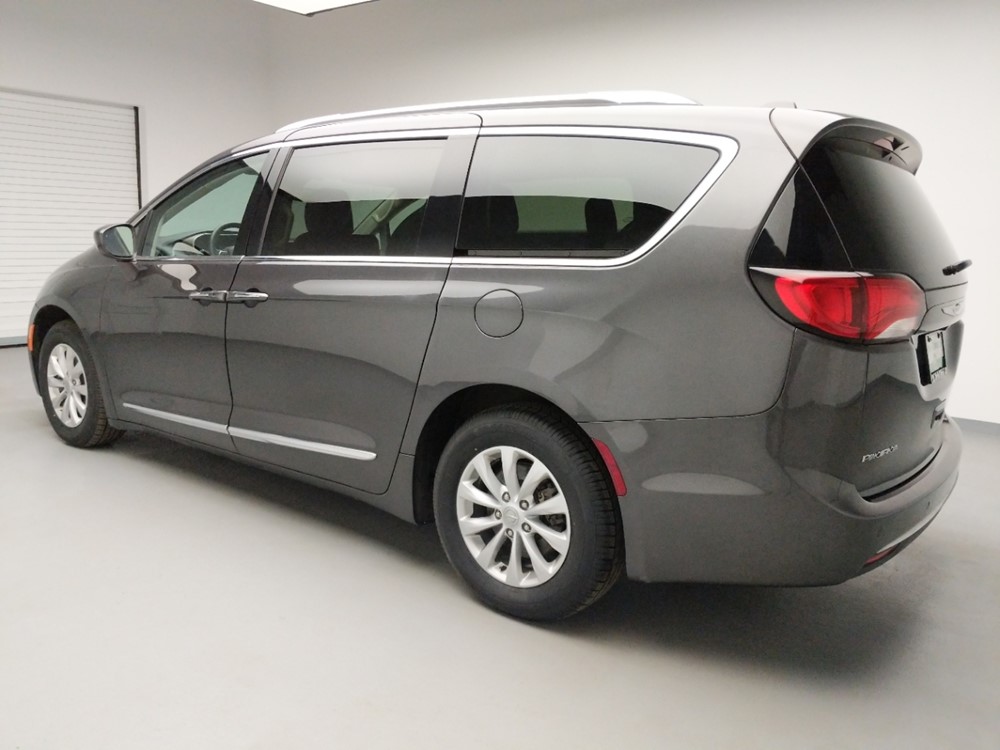 2018 Chrysler Pacifica - Driver Rear Side