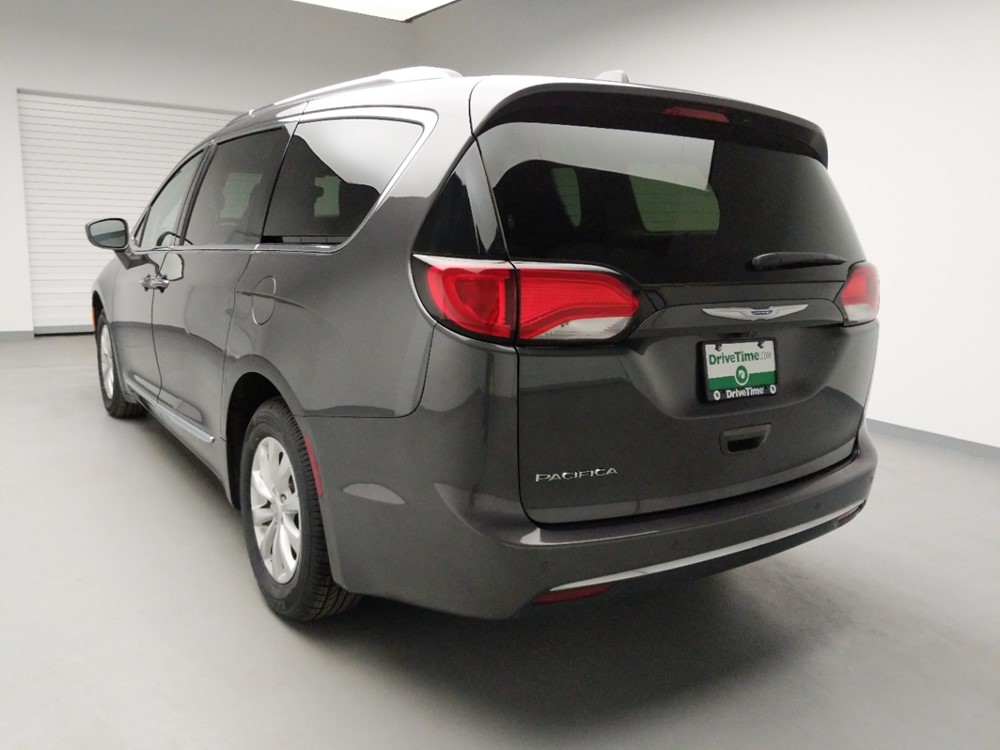 2018 Chrysler Pacifica - Driver Rear Bumper