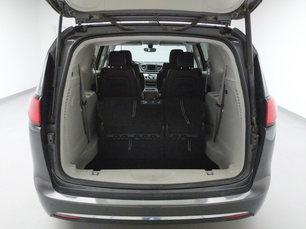 2018 Chrysler Pacifica - Trunk