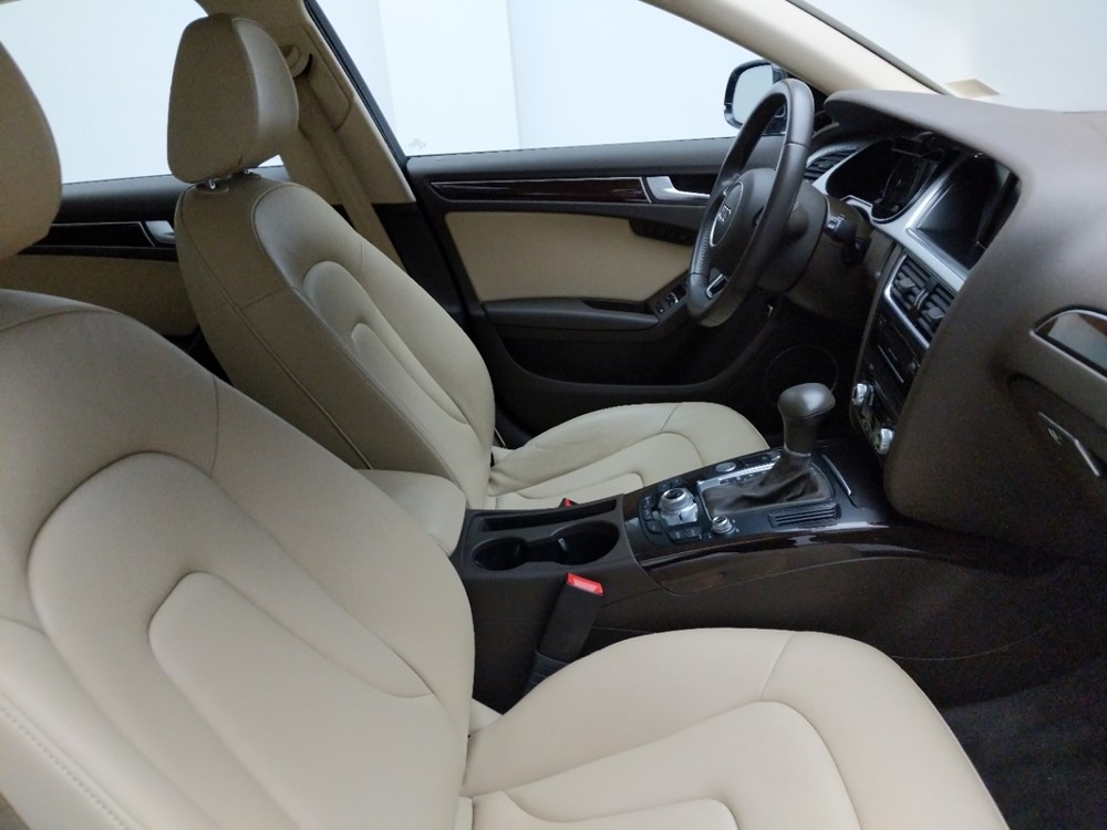 2016 Audi A4 - Passenger Front Seat