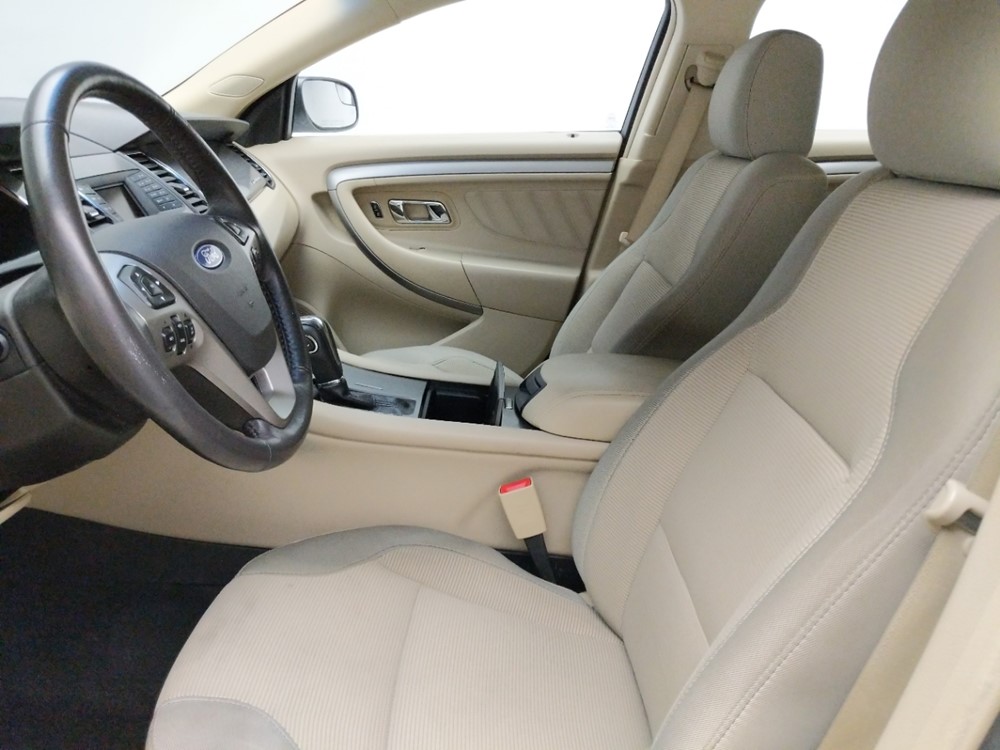 2015 Ford Taurus - Driver Front Seat